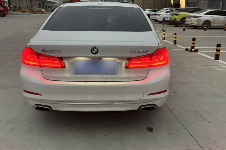 Used BMW 5 Series 2018 525Li Luxury Package
