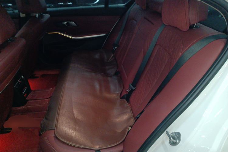 Used BMW i3 2022 eDrive 35 L
