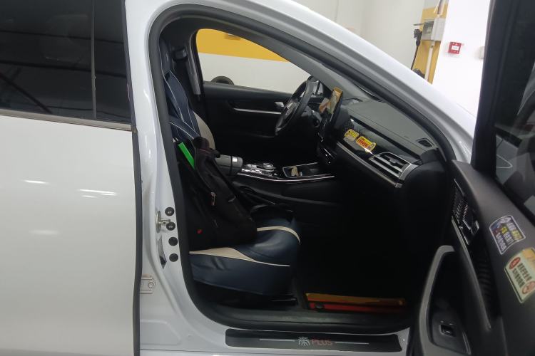 Used BYD Qin PLUS 2021 EV 420KM Commuter Edition
