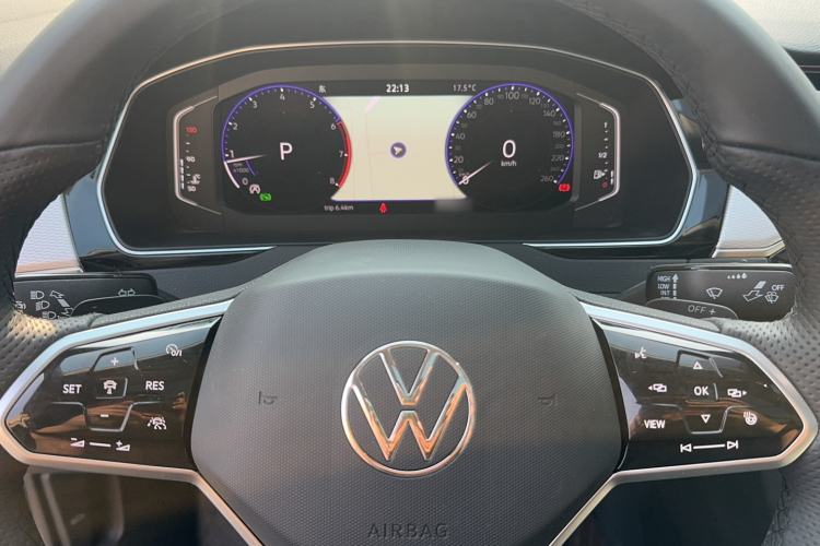 Used Volkswagen Magotan 2023 2 Million Units Commemorative Edition 330TSI DSG Luxury Version
