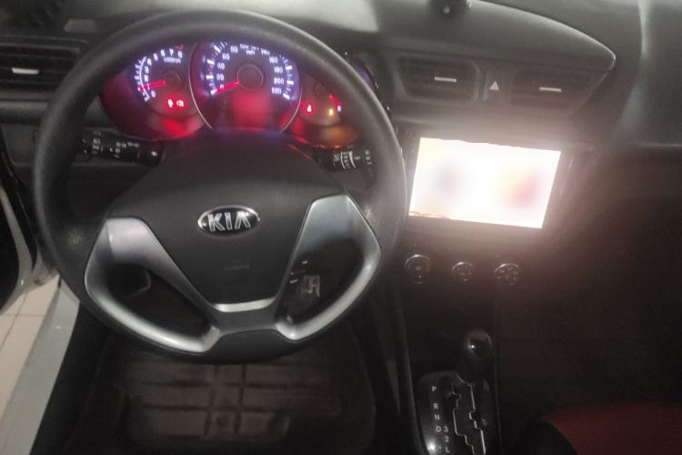 Used Kia K2 2015 Hatchback 1.4L AT GLS Cool Edition
