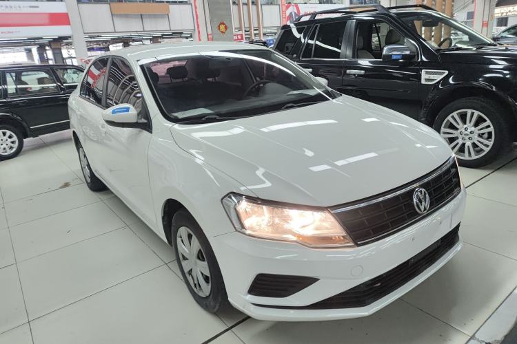 Used Volkswagen Jetta 2017 1.5L Manual Fashion Edition