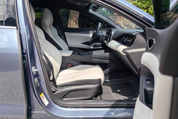 Used BYD Seal 06 New Energy 2024 DM-i 80KM Luxury Model
