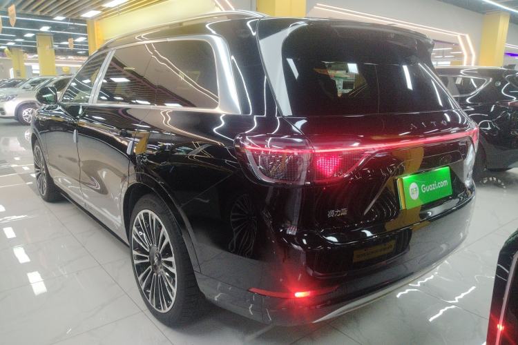 Used Hima AITO M9 2024 Range-Extended Ultra Version 52 kWh 5-Seater Model
