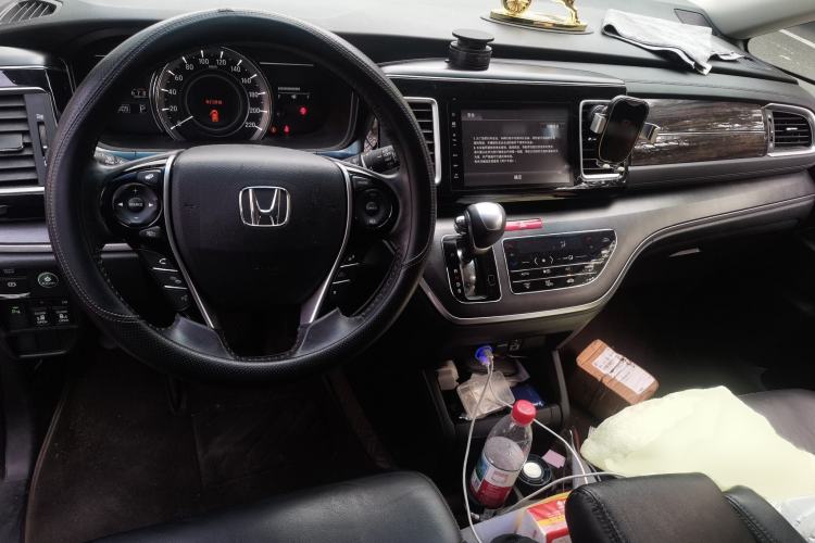 Used Honda Elysion 2016 2.4L Luxury Edition
