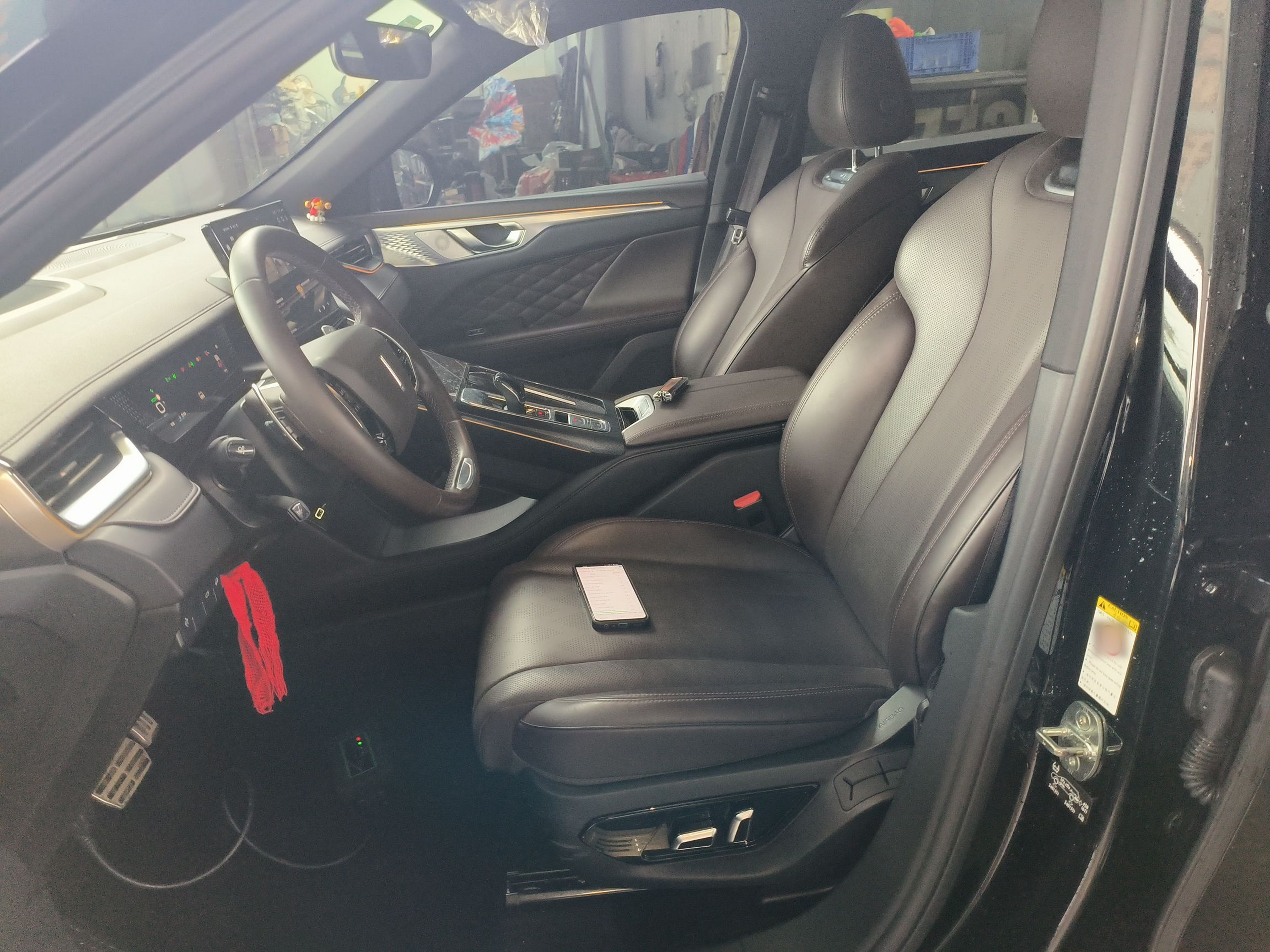 Переднее сиденье в автомобиле