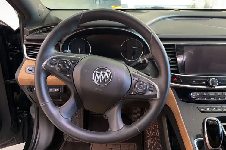 Used Buick LaCrosse 2018 20T Luxury Model
