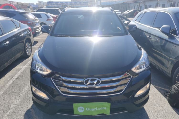 Used Hyundai Santa Fe 2013 Revised Version 2.4L Automatic All-Wheel Drive Smart Type