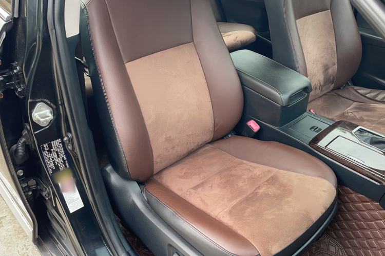 Used Toyota Camry 2016 2.5G 10th Anniversary Deluxe Navigation Edition
