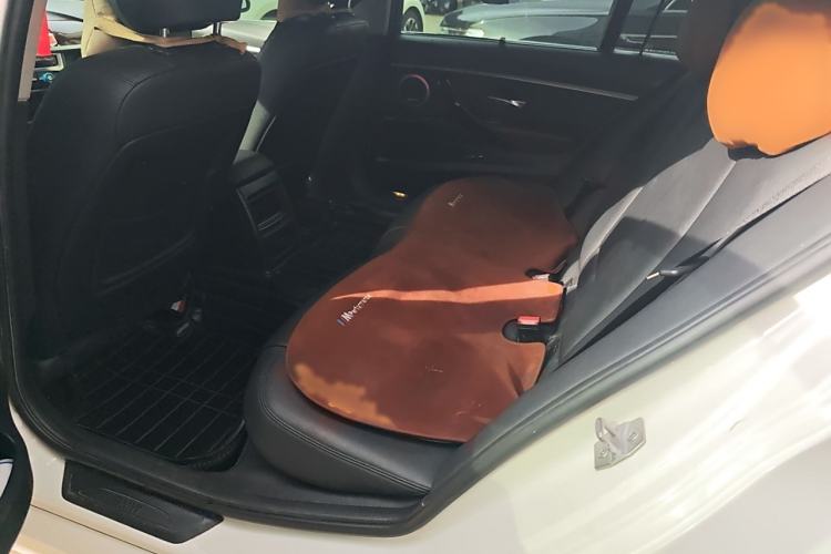 Used BMW 3 Series 2013 320Li Fashion Model
