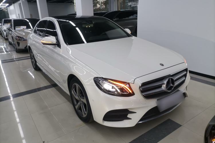 Used Mercedes-Benz E-Class 2018 Facelift E 200 L Sport 4MATIC
