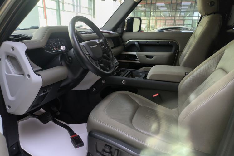 Used Land Rover Defender 2021 90 P400 Classic Reproduction Edition