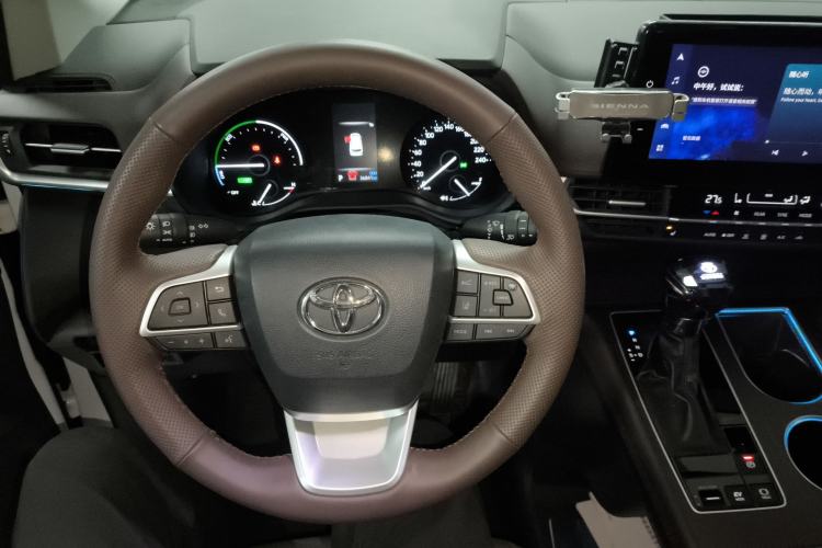 Used Toyota Granvia 2023 2.5L Hybrid Prestige PLUS Edition
