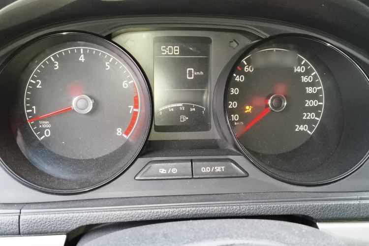 Used Volkswagen Lavida 2015 1.6L Manual Fashion Edition
