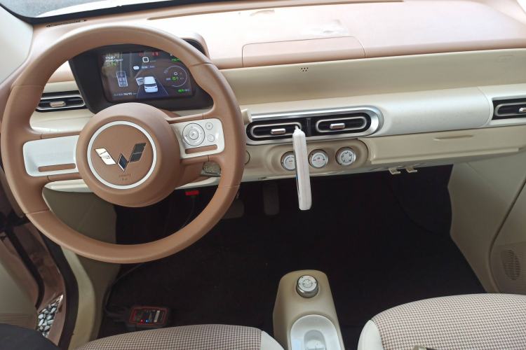 Used Wuling Hongguang MINIEV 2024 3rd Generation 215km Youth Edition
