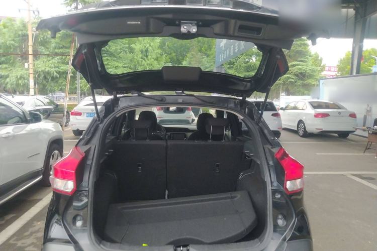 Used Nissan Kicks 2017 1.5L CVT Cool Enjoy Edition
