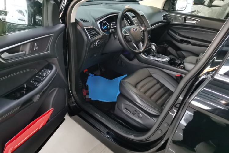 Used Ford Edge 2018 EcoBoost 245 Two-Wheel-Drive Titanium 7-Seater China VI Standard