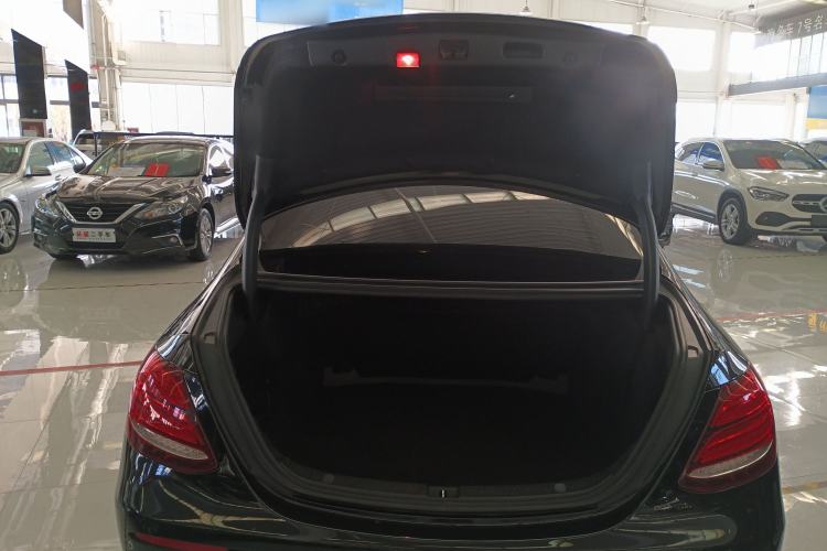 Used Mercedes-Benz E-Class 2016 E 300 L Stylish Model
