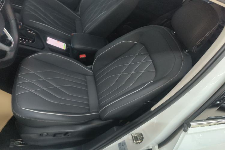 Used Volkswagen Tiguan L 2022 330TSI Automatic Two-Wheel Drive R-Line Enhanced Edition
