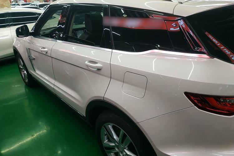 Used Zotye T700 2017 1.8T Dual-Clutch Luxury Model
