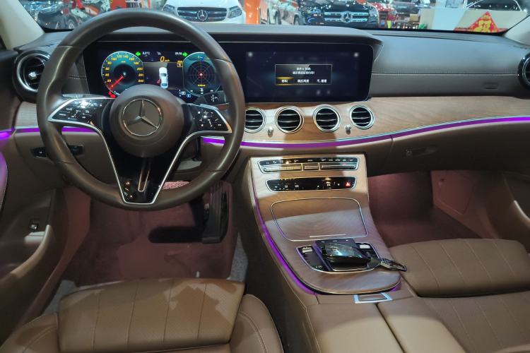 Used Mercedes-Benz E-Class 2023 Facelift E 260 L
