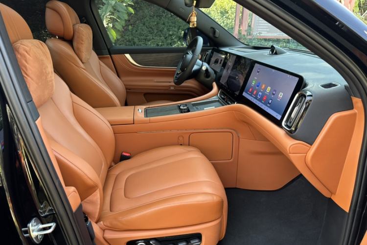 Used Hima AITO M9 2025 Extended-Range Ultra Version 52 kWh 6-Seater
