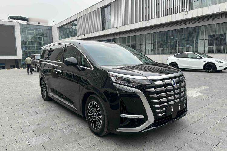 Used Denza D9 2024 DM-i 980 Four-Wheel Drive Prestige Model