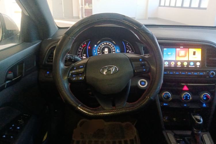 Used Hyundai Elantra 2020 1.4T Dual-Clutch Xuan Dong · Dynamic Version
