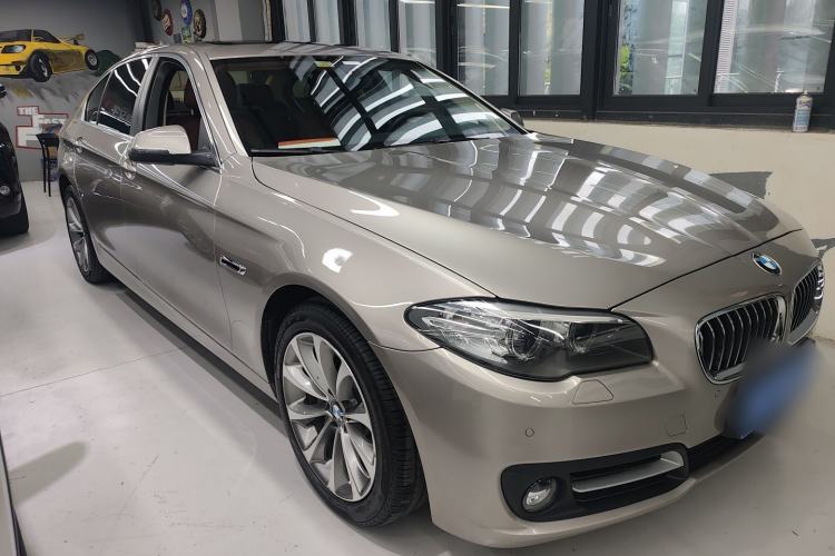 Used BMW 5 Series 2014 528Li Leading Model