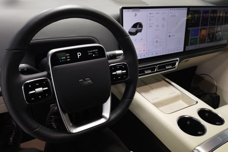 Used Li Auto L7 2023 Pro Model
