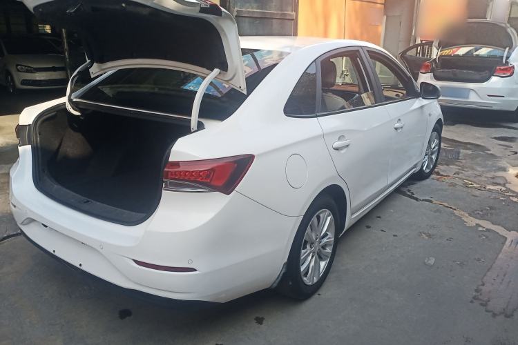 Used Buick GT 2018 15T Dual-Clutch Elite Model China V Standard
