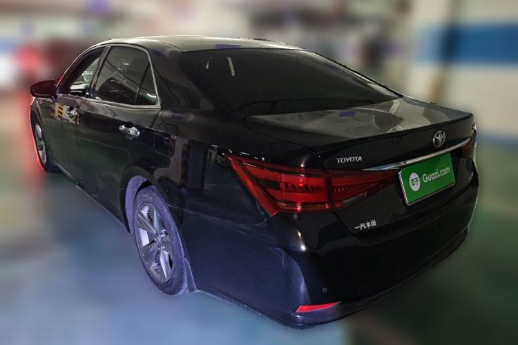 Used Toyota Crown 2015 2.0T Fashion Edition
