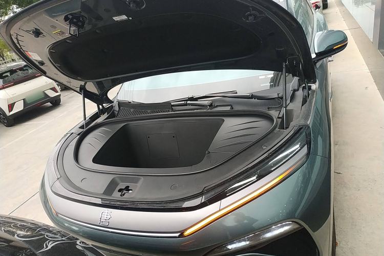 Used BYD Tang L 2025 EV 600KM All-Wheel-Drive LiDAR Flagship Model