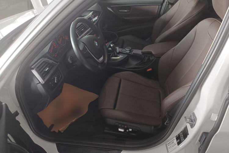 Used BMW 3 Series 2019 320Li Fashion Model
