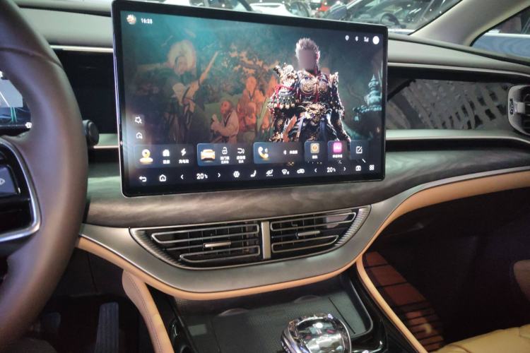 Used Denza D9 2024 DM-i 970 Luxury Model