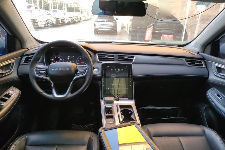 Used Roewe RX5 2020 PLUS 300TGI Automatic Ali National Style Luxury Edition
