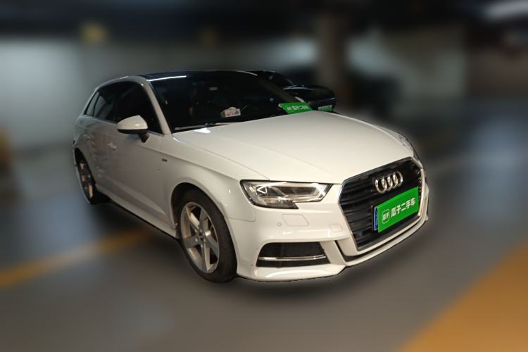 Used Audi A3 2019 Sportback 35 TFSI Fashion Edition China V