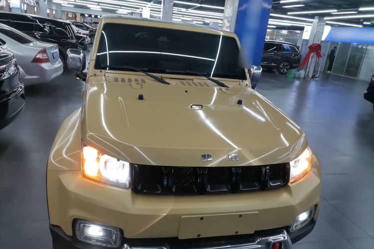 Used  BJ40 2019 2.3T Automatic Four-Wheel Drive Ring the Tower Champion Edition China VI
