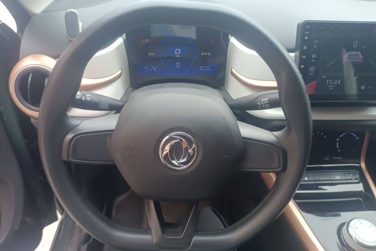 Used Dongfeng NAMMI BOX 2022 Revised Light Wind Edition 201 km Standard Version
