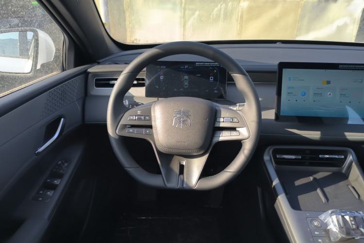 Used BYD Qin PLUS 2025 DM-i Smart Drive 55KM Leading Model