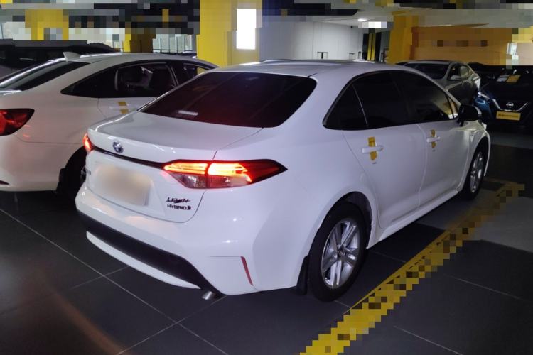 Used Toyota Levin 2022 Dual-Motor 1.8H E-CVT Leading Edition
