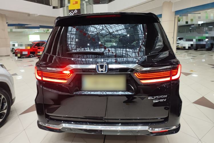 Used Honda Elysion 2022 2.0L eHEV Luxury First Edition
