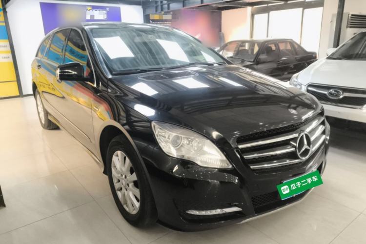 Used Mercedes-Benz R-Class 2017 R 320 4MATIC Business Edition Prestige Model
