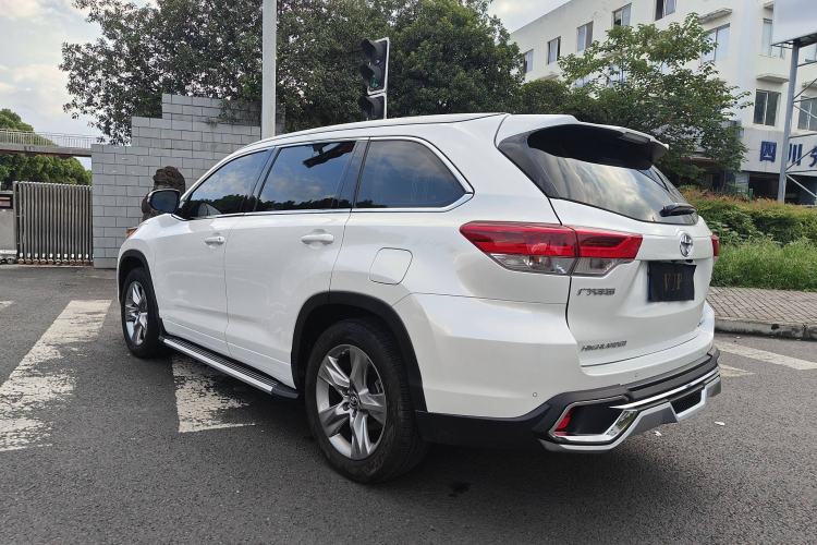 Used Toyota Highlander 2018 2.0T Four-Wheel Drive Luxury Version 7 Seats China VI Standard
