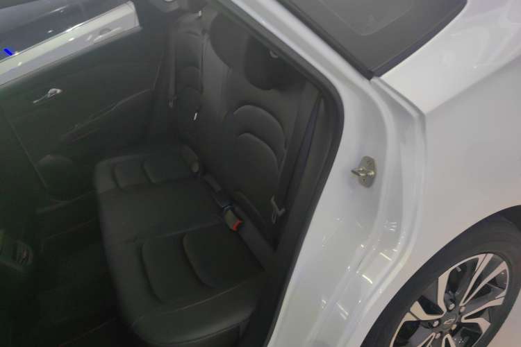 Used Chevrolet Monza 2022 Light Hybrid RS 330T Automatic Comfort Edition
