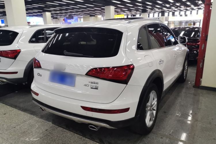 Used Audi Q5 2017 Plus 40 TFSI Technology Model
