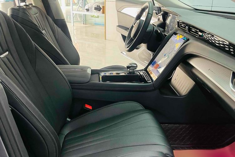 Used Hongqi H5 2023 1.5T DCT Smart Connect Flagship Edition
