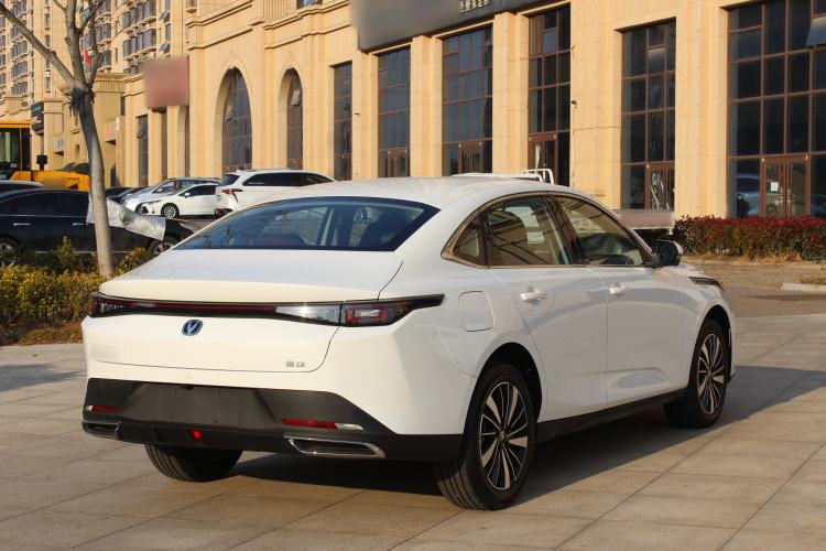 Used Changan Eado PHEV 2025 Smart New Blue Whale 145KM Battleship Edition