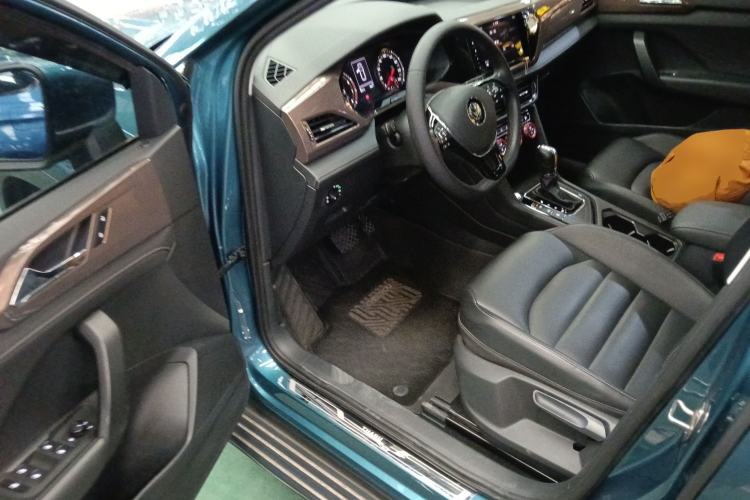 Used Volkswagen Tharu 2020 280TSI Two-Wheel Drive Luxury Edition China VI Standard
