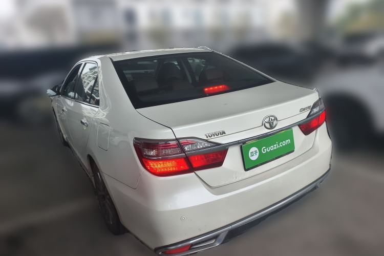 Used Toyota Camry 2016 2.5G 10th Anniversary Deluxe Navigation Edition
